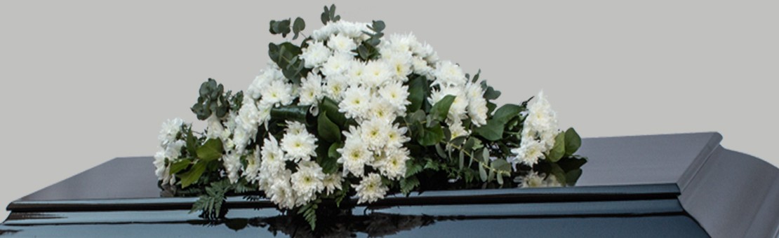 aranjament floral funerar pentru capac sicriu